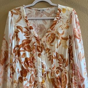 Rust and white floral Guess blouse